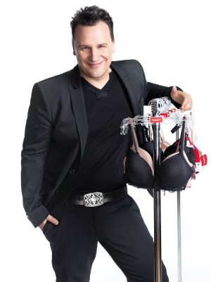 Guido Maria Kretschmer: Neuer Markenbotschafter für Triumph
