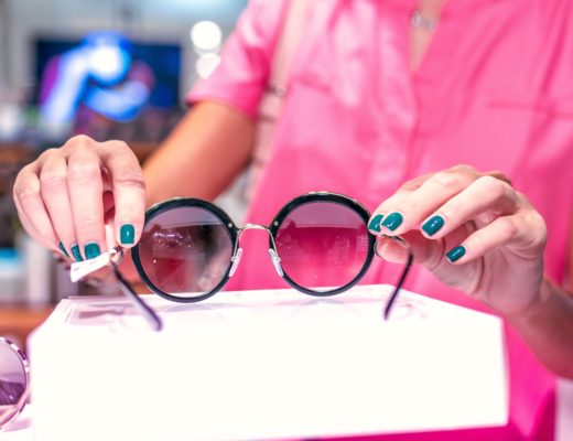 Promi Shopping Queen: Sexy Sonnenbrillen für Mimi Fiedler, Cindy Berger, Annabelle Mandeng und Sarah Knappik