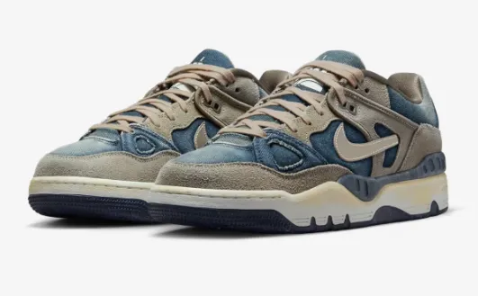 Nike x Levi’s x Nigo – limitierter Denim-Air Force 3 mit stone-washed Denim, beigen Wildleder-Overlays und gealterter Zwischensohle