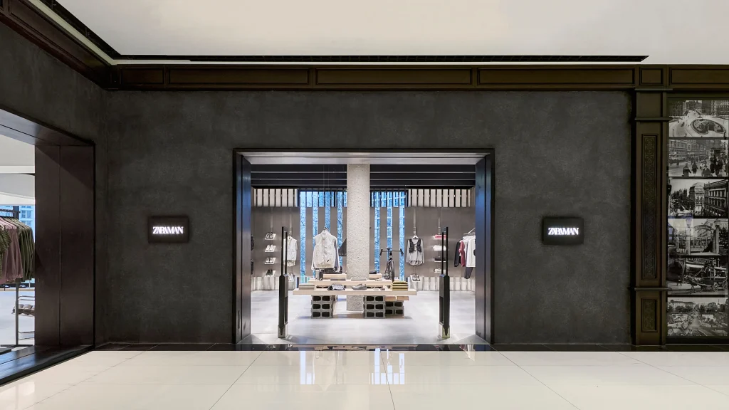 Zara Man Flagshipstore Berlin Eingang Storefront Mall of Berlin Herrenmode