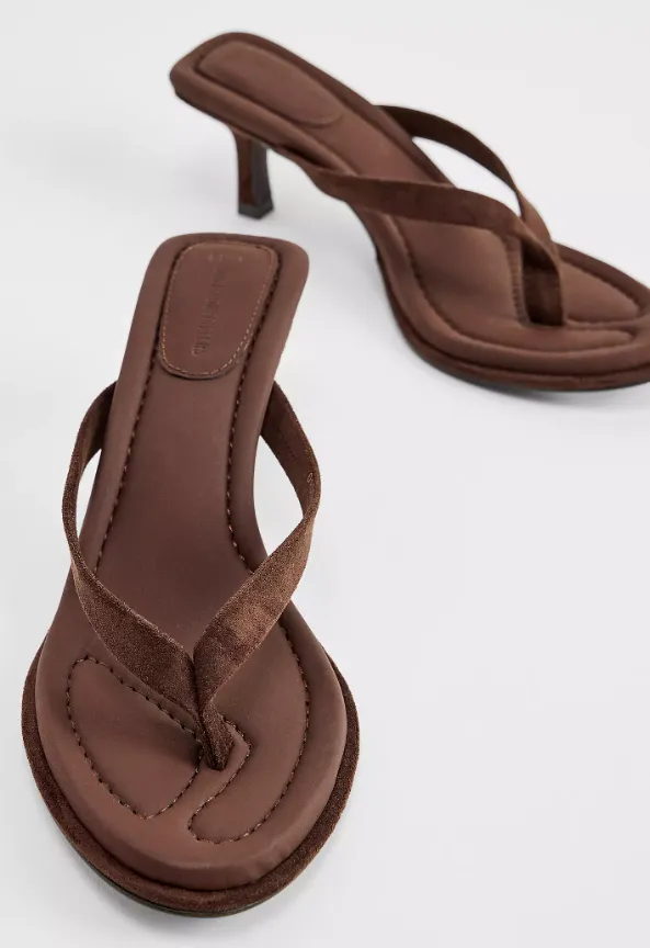 UO Braune Iyla Absatzsandalen
