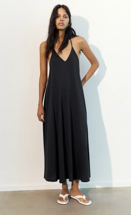 Midikleid mit Riemchenrücken