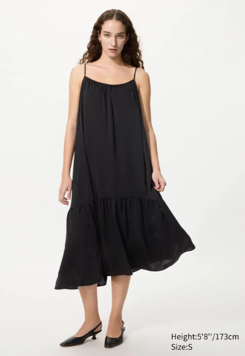 Uniqlo Stufenträgerkleid