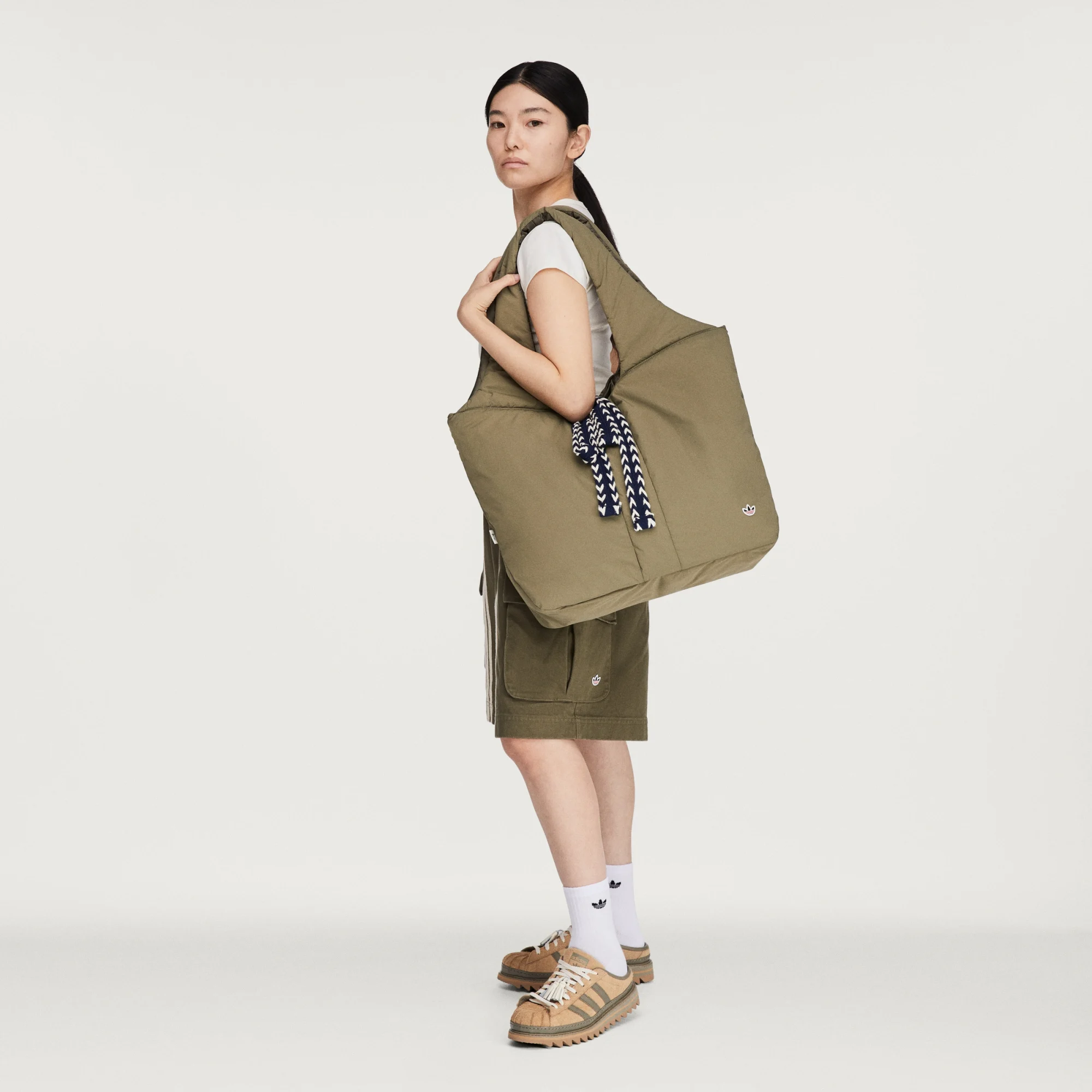 CLOT Tragetasche by Edison Chen