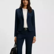 Blazer Damen in Dunkelblau – eleganter Hosenanzug mit weißer Bluse